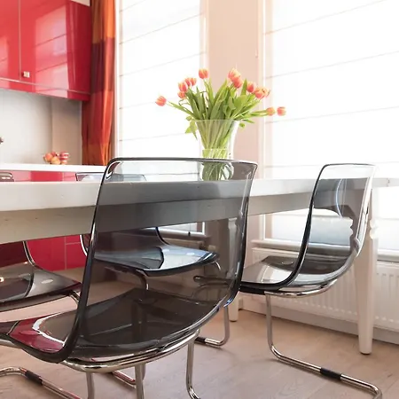 Bed & Breakfast Modern City